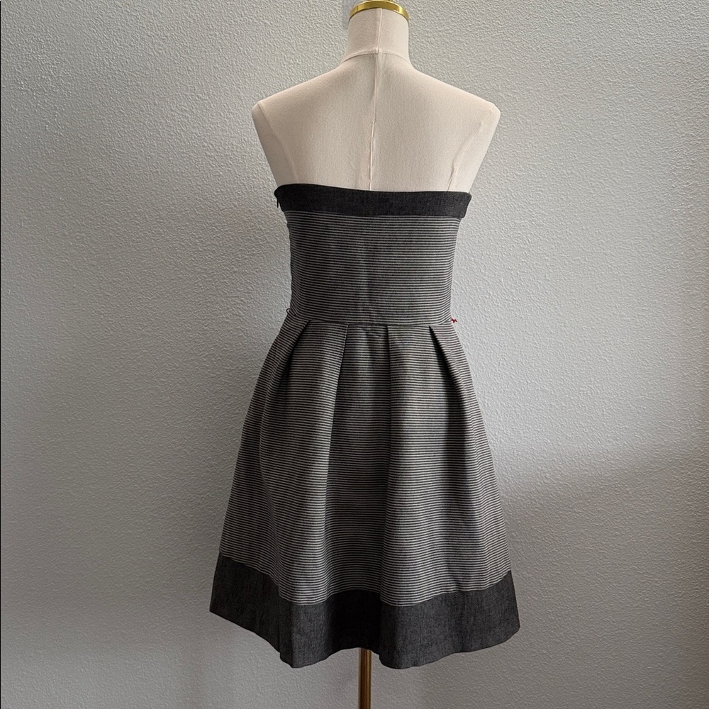 Eva Franco Grey and White Stripped Strapless Fit-And-Flare Dress - Picture 5 of 8